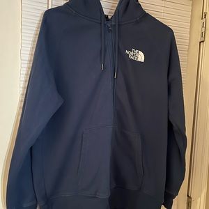 Women’s The North Face Sweaters Size L